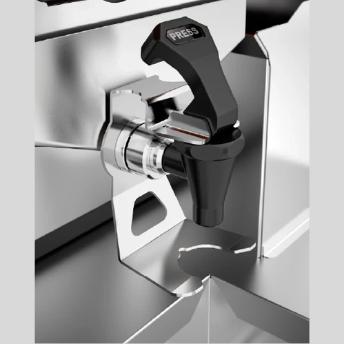 Zumex Speed Up All-in-One Wide Juicer w/ Integrated Podium in Mirror